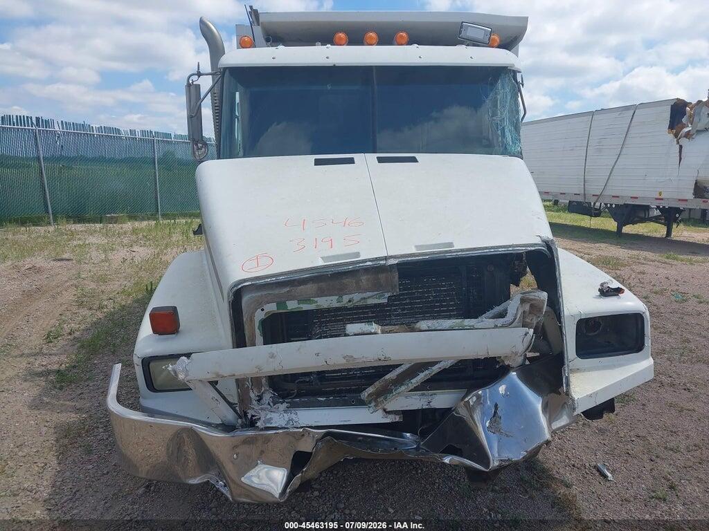 4V2JCBLF9PR821267 1993 WHITE/GMC CONVENTIONAL photo no. 11