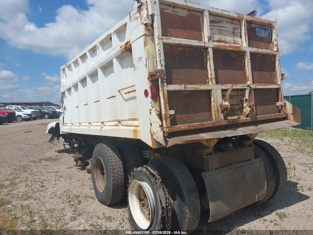 4V2JCBLF9PR821267 1993 WHITE/GMC CONVENTIONAL photo no. 3