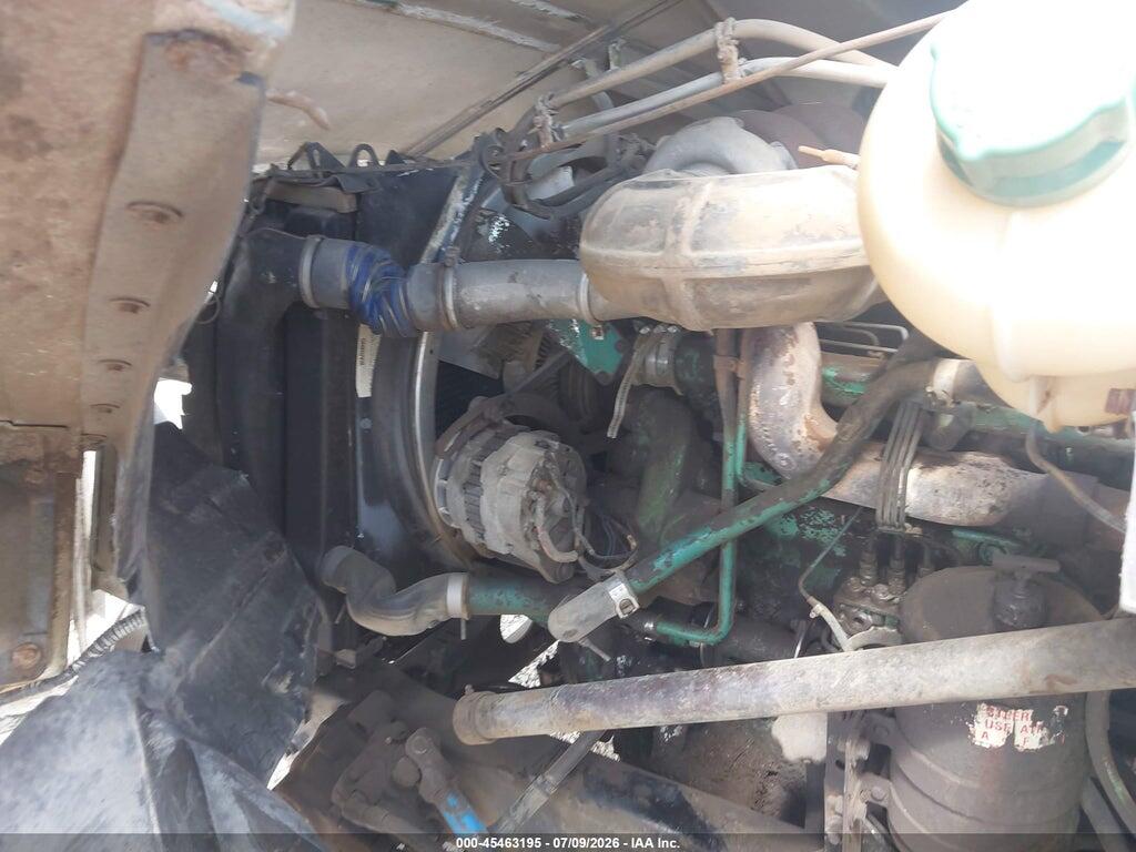4V2JCBLF9PR821267 1993 WHITE/GMC CONVENTIONAL photo no. 9