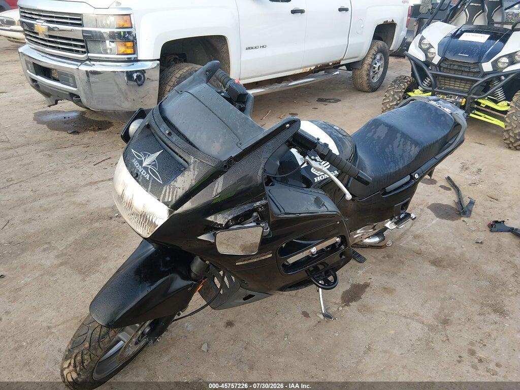 JH2SC2607MM100573 1991 HONDA ST1100 photo no. 2