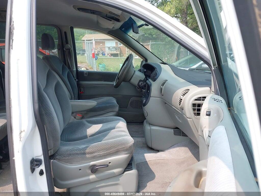 1B4GP54L3TB444586 1996 DODGE GRAND CARAVAN photo no. 5