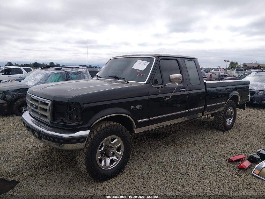 1FTHX26G3TEB73386 1996 FORD F250 photo no. 2