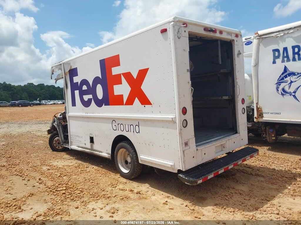4UZA4FF47TC781586 1996 FREIGHTLINER CHASSIS photo no. 3