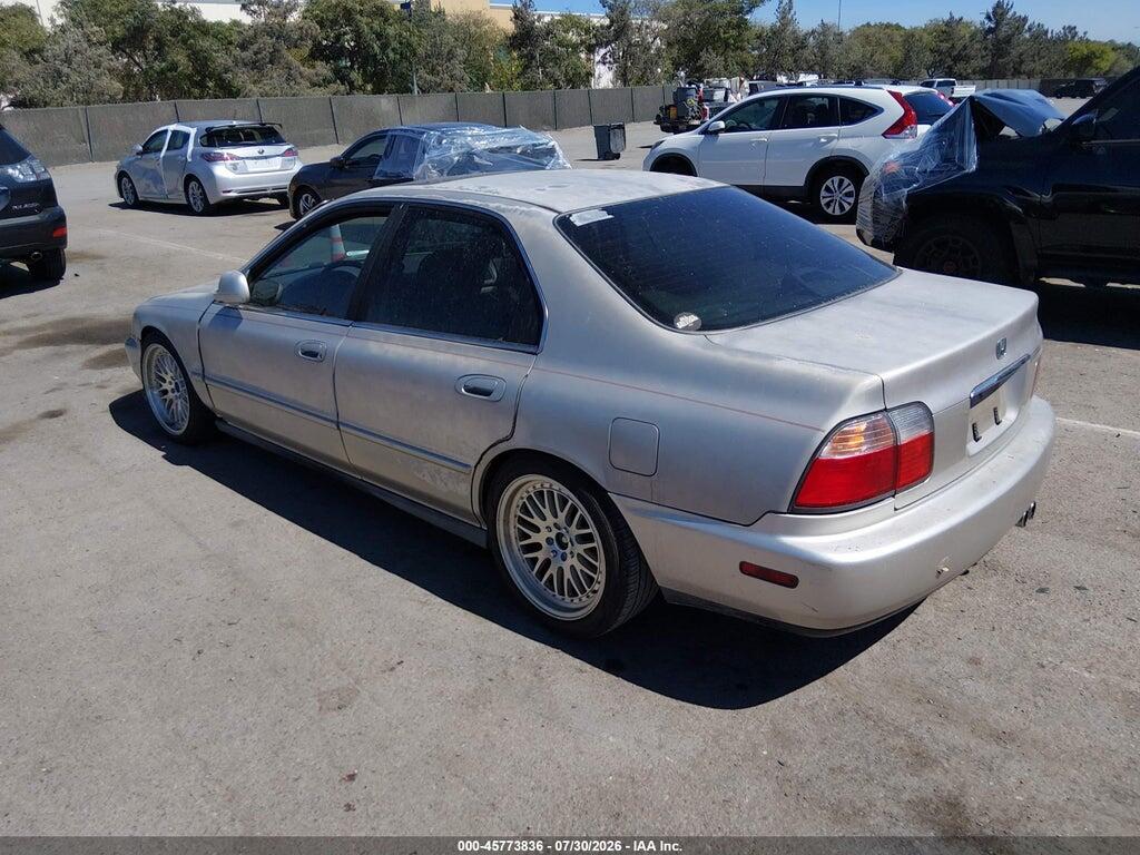 1HGCD566XTA118230 1996 HONDA ACCORD photo no. 3