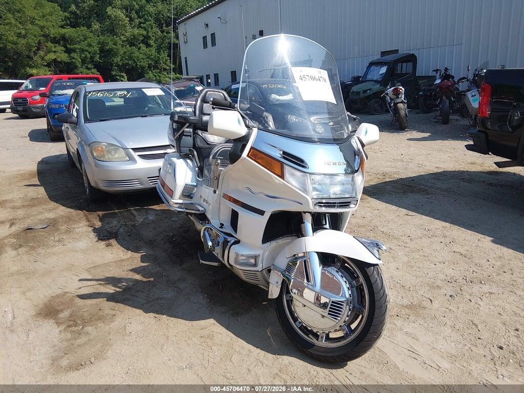 1HFSC2233TA804414 1996 HONDA GL1500 photo no. 1