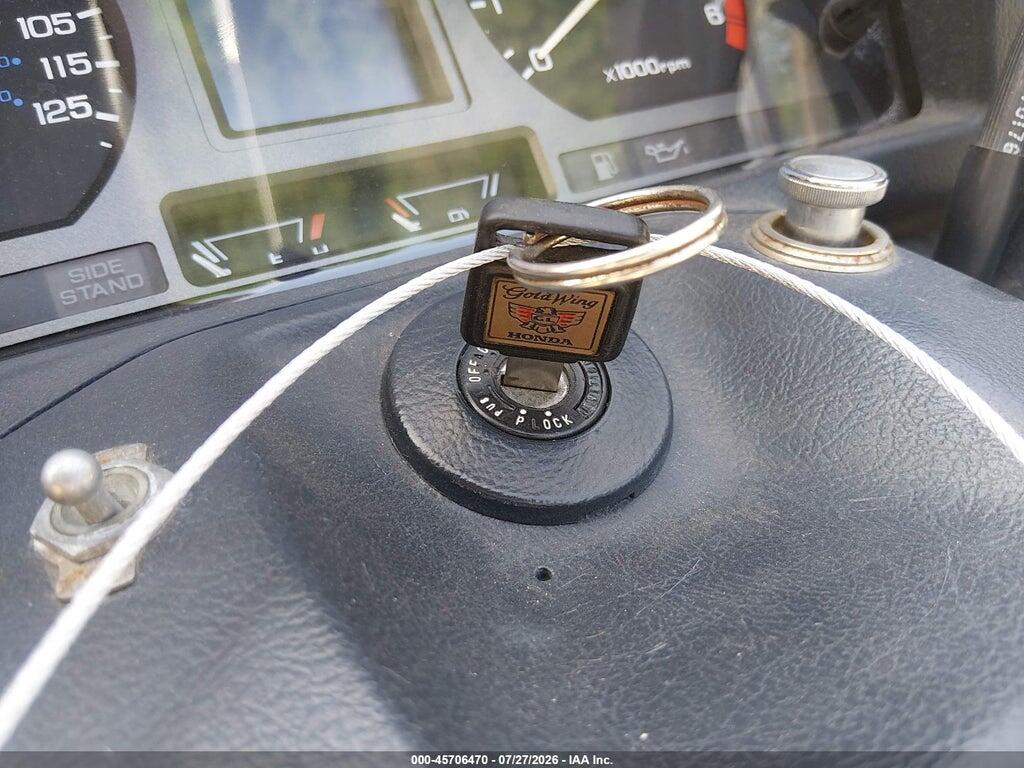 1HFSC2233TA804414 1996 HONDA GL1500 photo no. 11