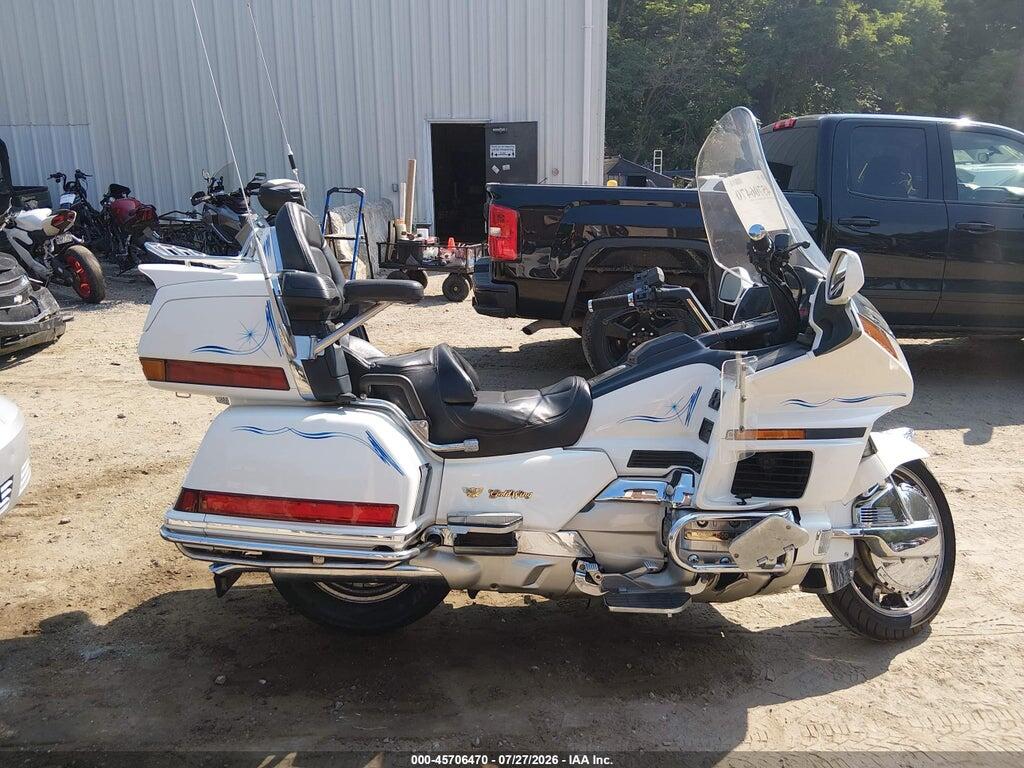 1HFSC2233TA804414 1996 HONDA GL1500 photo no. 12