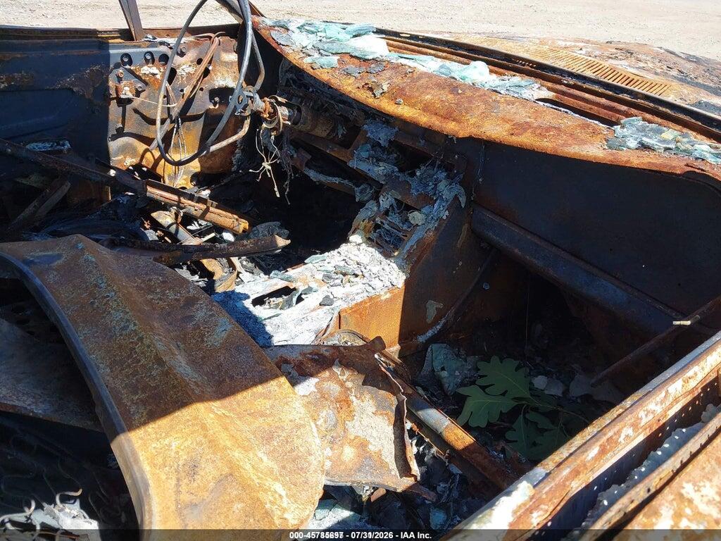 00000006Y81Z12967 1966 FORD THUNDERBIRD photo no. 5