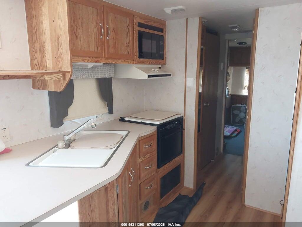4DLRV2923T1009515 1996 PETERSON EXCEL photo no. 7
