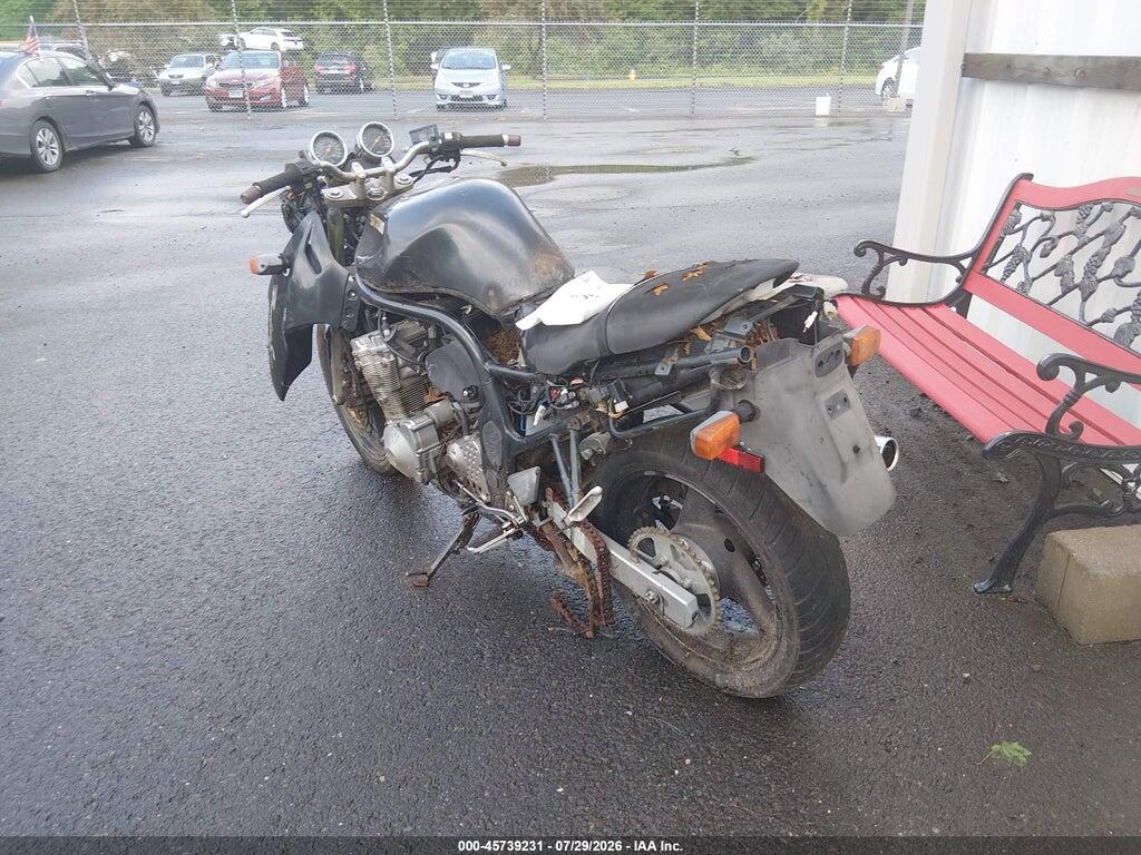 JS1GN77A1T2102188 1996 SUZUKI GSF600 photo no. 3