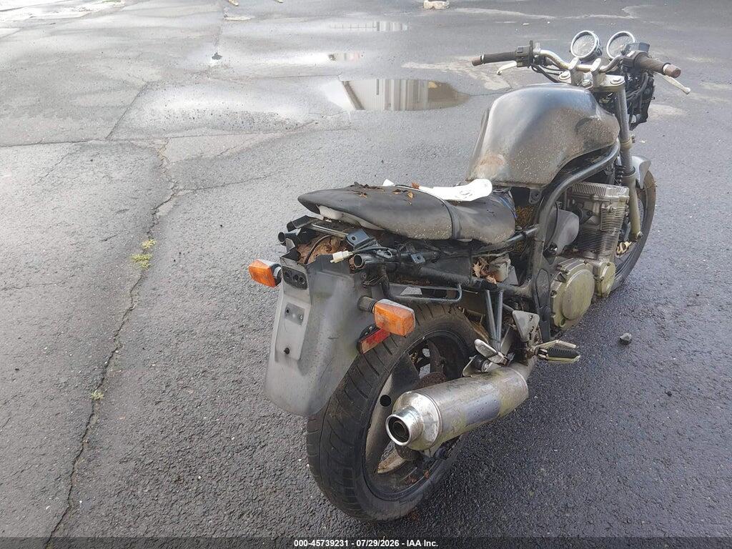 JS1GN77A1T2102188 1996 SUZUKI GSF600 photo no. 4