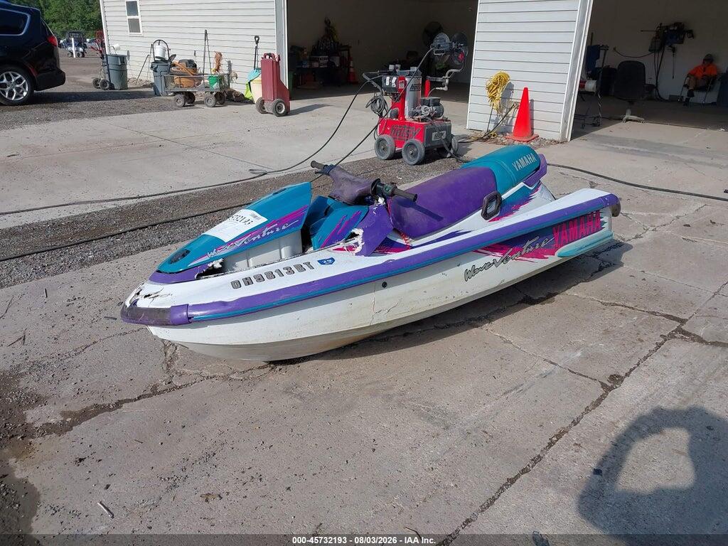 00000YAMA3142F696 1996 YAMAHA WAVEVENTURE 1100 photo no. 2