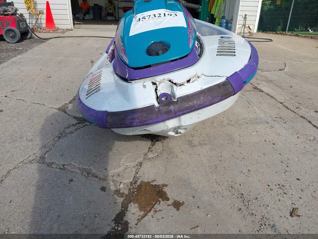 00000YAMA3142F696 1996 YAMAHA WAVEVENTURE 1100 photo no. 6