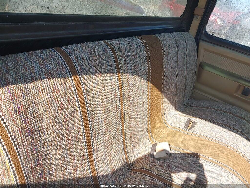 1B7HM06Y0KS111580 1989 DODGE W-SERIES photo no. 8