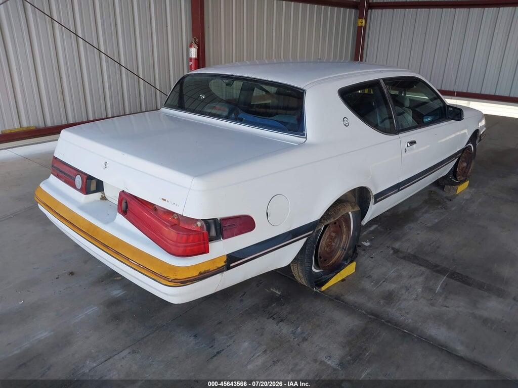 1MEBM6031HH692677 1987 MERCURY COUGAR photo no. 4