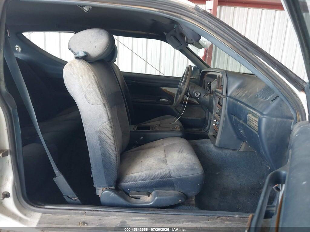 1MEBM6031HH692677 1987 MERCURY COUGAR photo no. 5