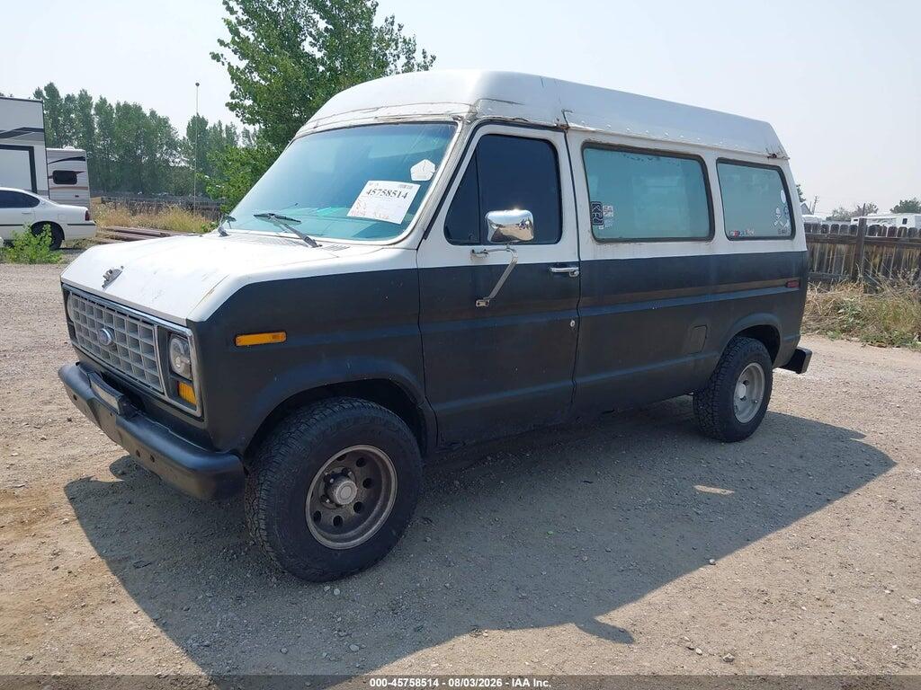 1FTDE15Y9DHA45453 1983 FORD ECONOLINE photo no. 2