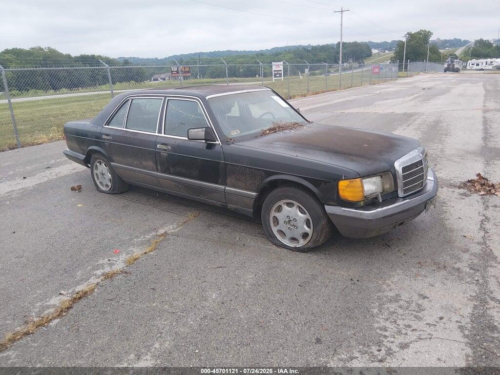 1989 MERCEDES-BENZ 560 WDBCA39E4KA493252