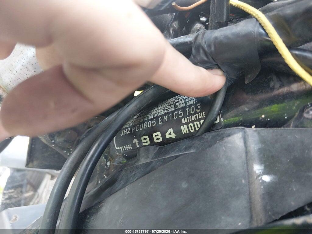 JH2PC0805EM105103 1984 HONDA VT500 photo no. 10