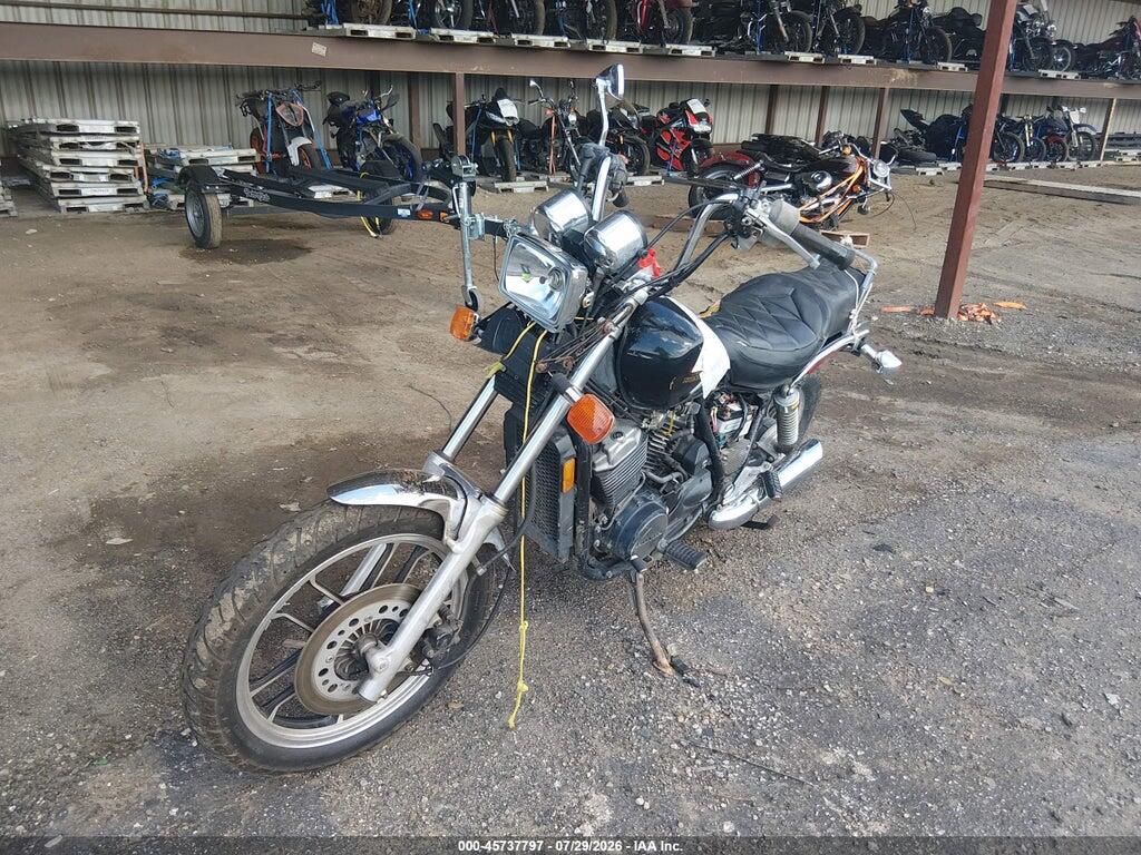JH2PC0805EM105103 1984 HONDA VT500 photo no. 2