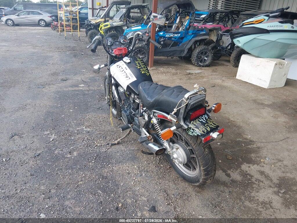 JH2PC0805EM105103 1984 HONDA VT500 photo no. 3