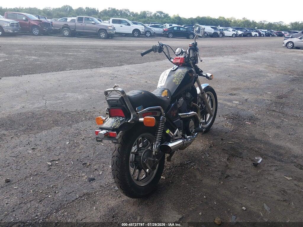 JH2PC0805EM105103 1984 HONDA VT500 photo no. 4