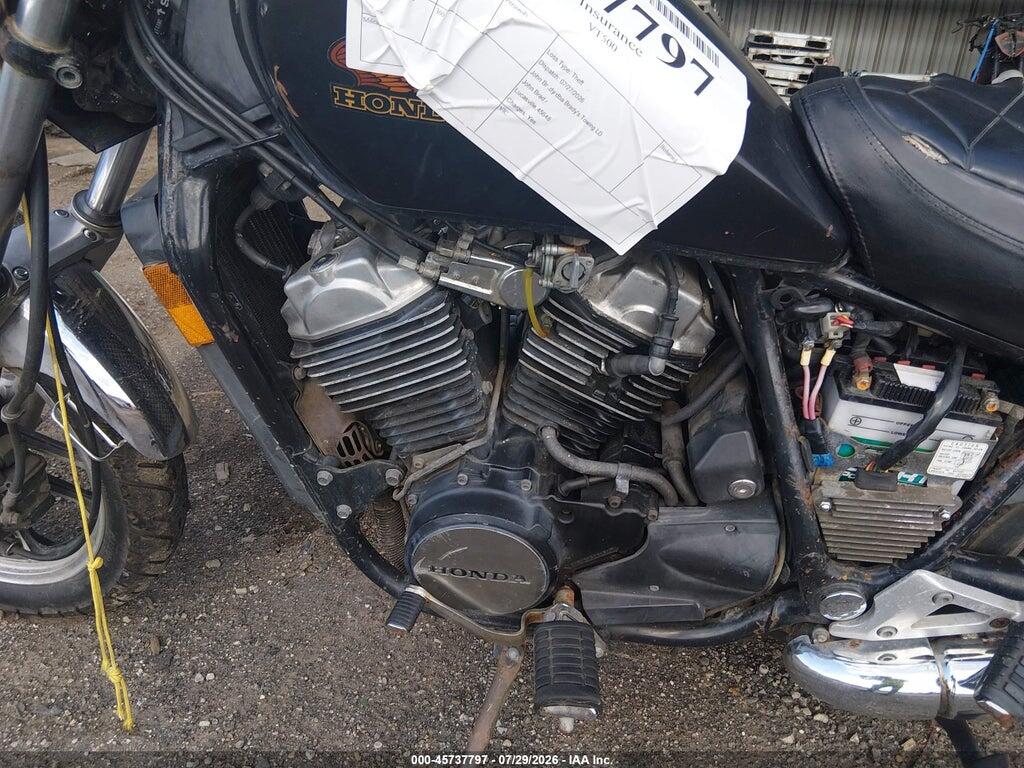 JH2PC0805EM105103 1984 HONDA VT500 photo no. 9