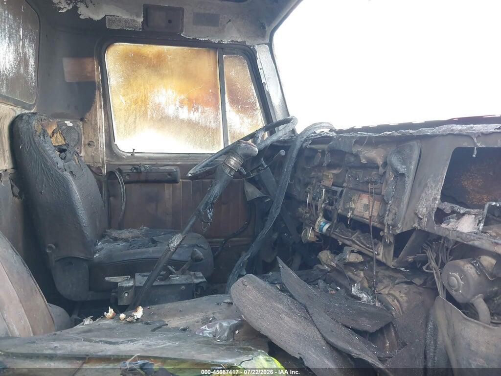 1HSZEHUR0EHA59620 1984 INTERNATIONAL S-SERIES photo no. 5