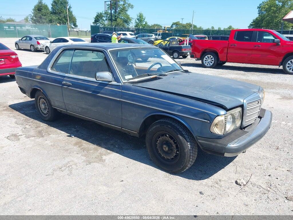 1984 MERCEDES-BENZ 300 WDBAB53A3EA139006