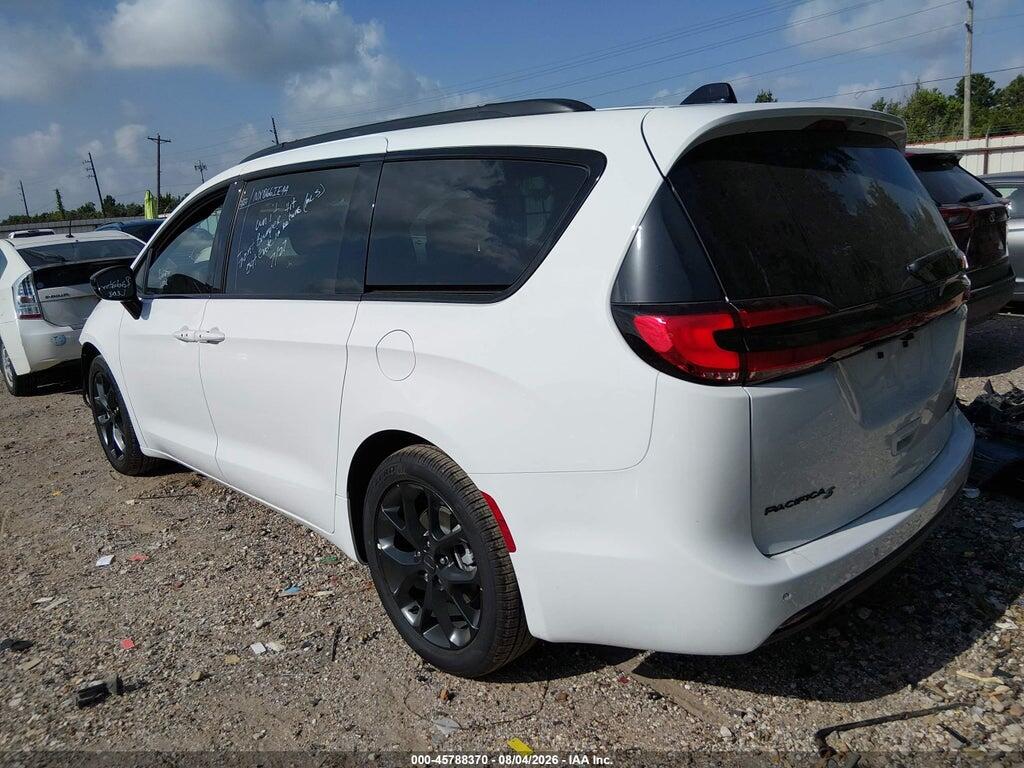 2C4RC1GGXVR583570 2027 CHRYSLER PACIFICA photo no. 3
