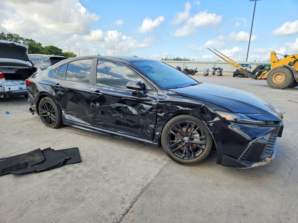 2025 TOYOTA CAMRY SE — Фото 4 из 12