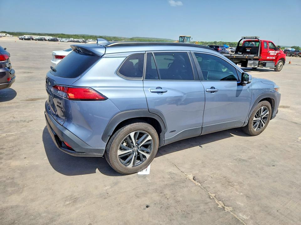 2024 TOYOTA COROLLA CROSS HYBRID XSE — Фото 3 из 12