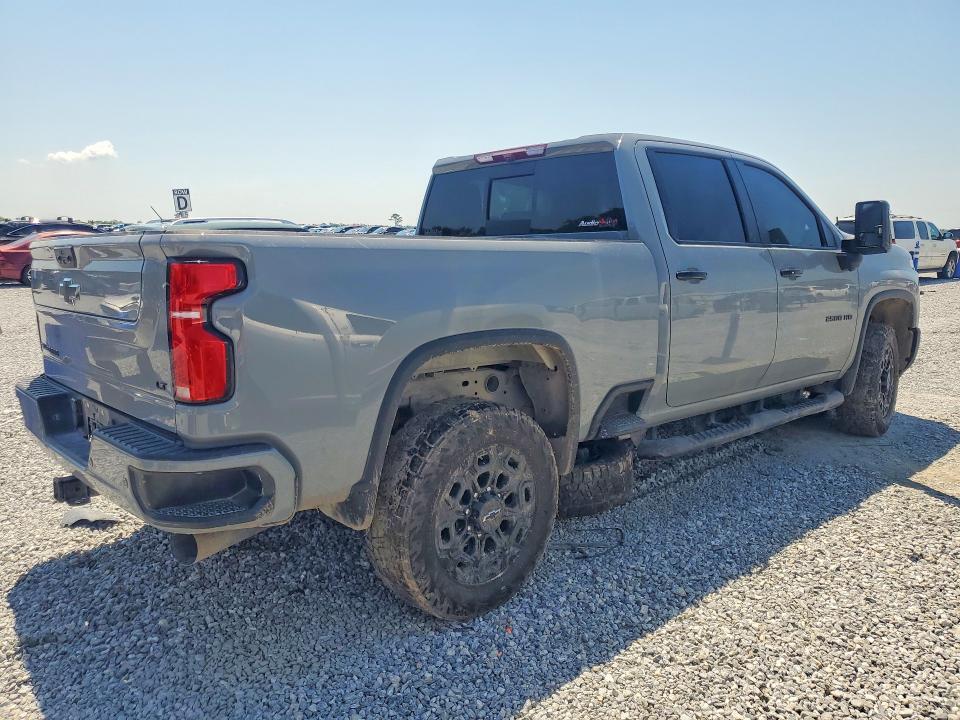2024 CHEVROLET SILVERADO K2500 HEAVY DUTY LT — Фото 3 из 12