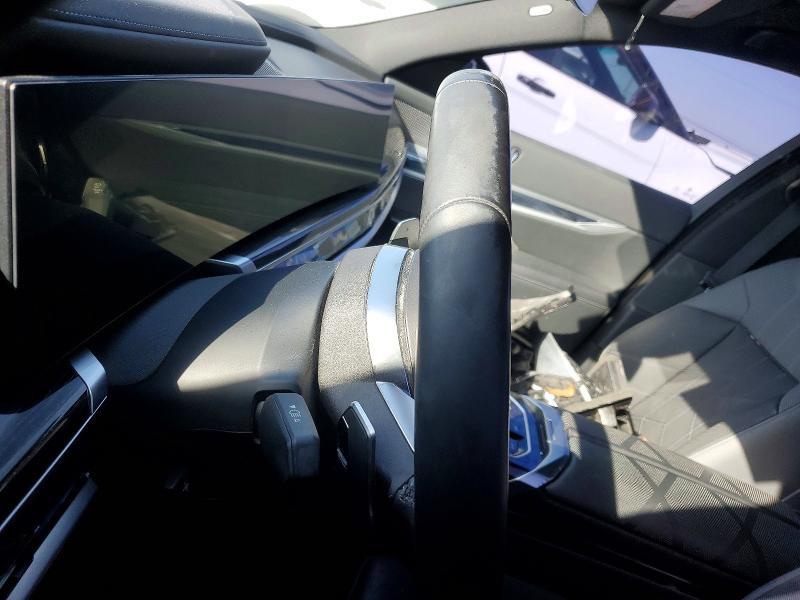 WBA23EH0XPCM41416 2023 BMW 7 SERIES photo no. 9