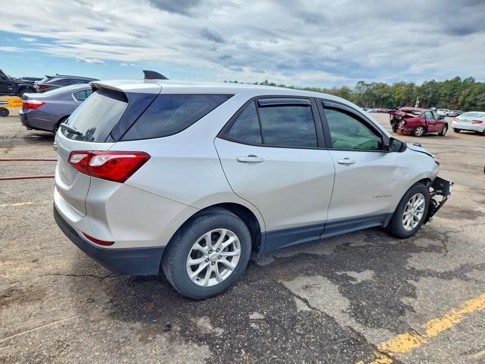 2020 CHEVROLET EQUINOX LS — Фото 3 из 13