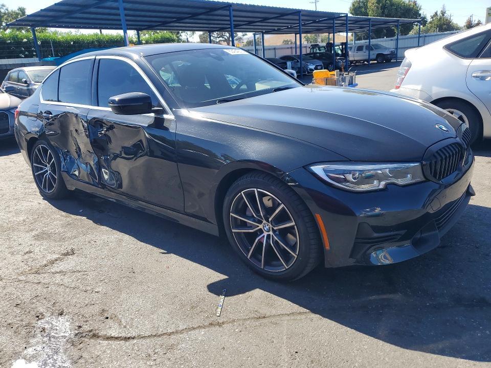 2020 BMW 330I — Фото 4 из 12