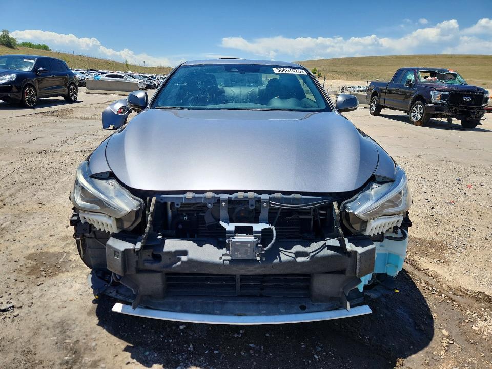 2019 INFINITI Q60 3.0T LUXE — Фото 5 из 13