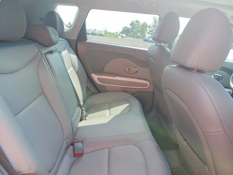 2018 KIA SOUL EV LUXURY — Фото 10 из 12