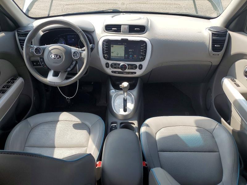 2018 KIA SOUL EV LUXURY — Фото 8 из 12
