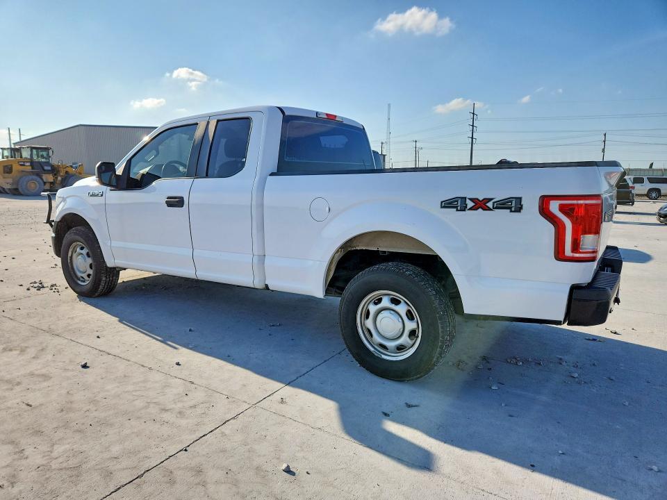 2016 FORD F150 — Фото 2 из 12