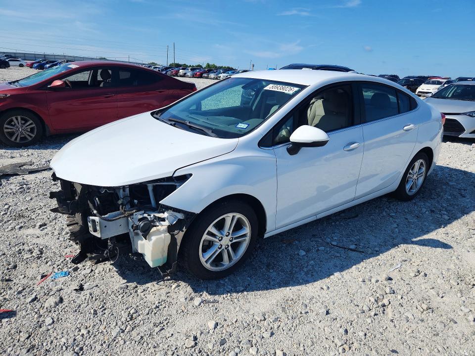2017 CHEVROLET CRUZE LT