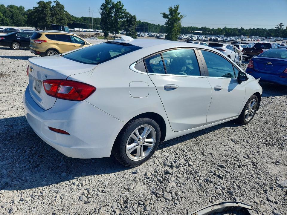 2017 CHEVROLET CRUZE LT — Фото 3 из 13