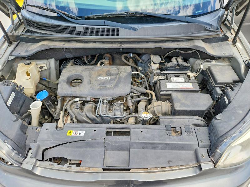 KNDJN2A20H7449215 2017 KIA SOUL photo no. 11