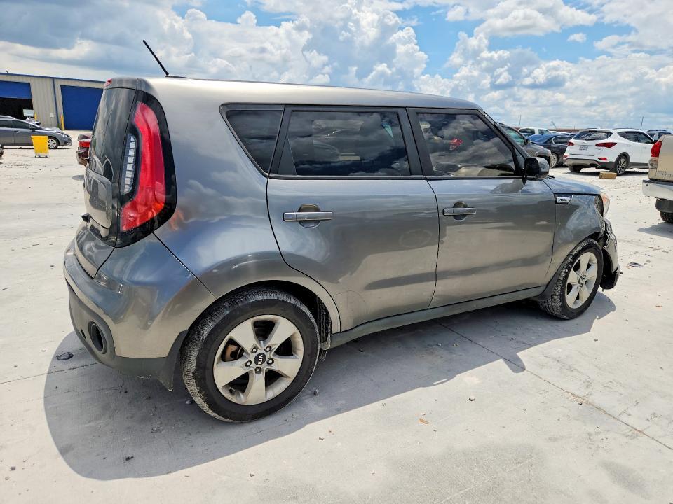 KNDJN2A20H7449215 2017 KIA SOUL photo no. 3