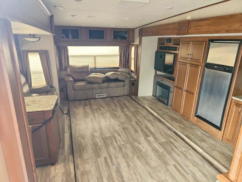 2017 HIGHLAND RIDGE LIGHT CAMPER — Фото 6 из 10