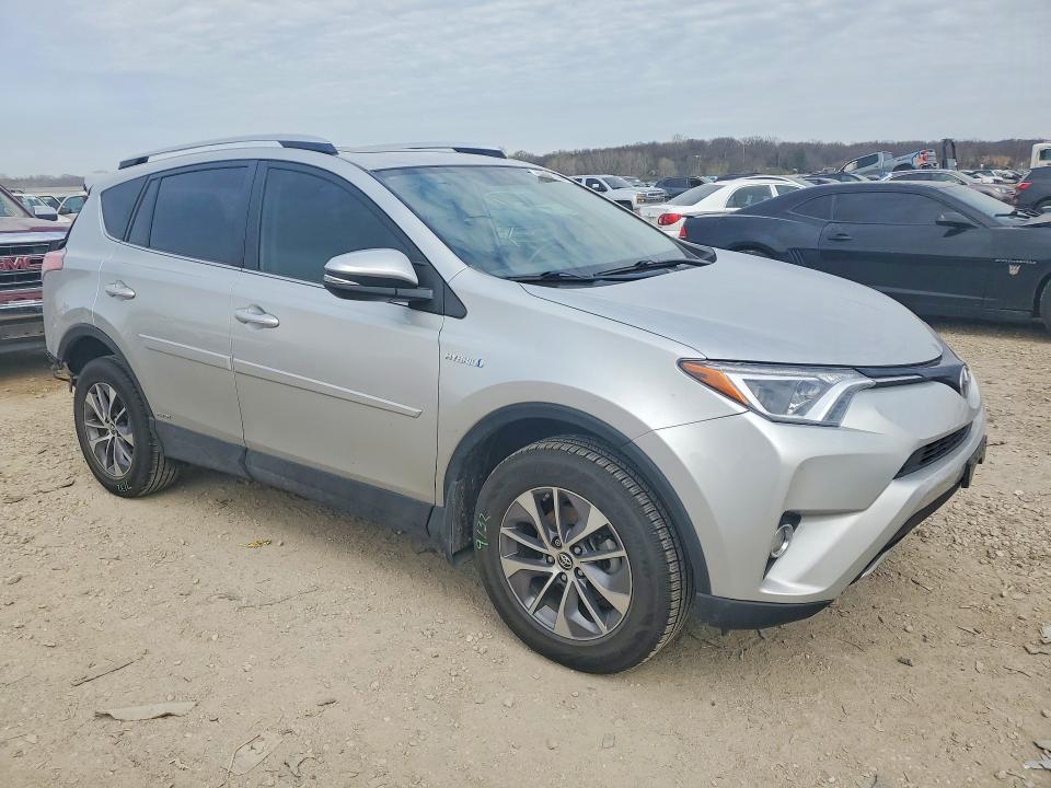 2016 TOYOTA RAV4 HV XLE — Фото 4 из 13