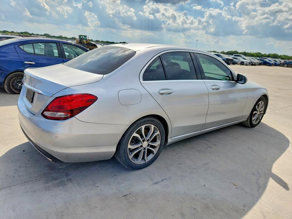 2016 MERCEDES-BENZ C 300 — Фото 3 из 12