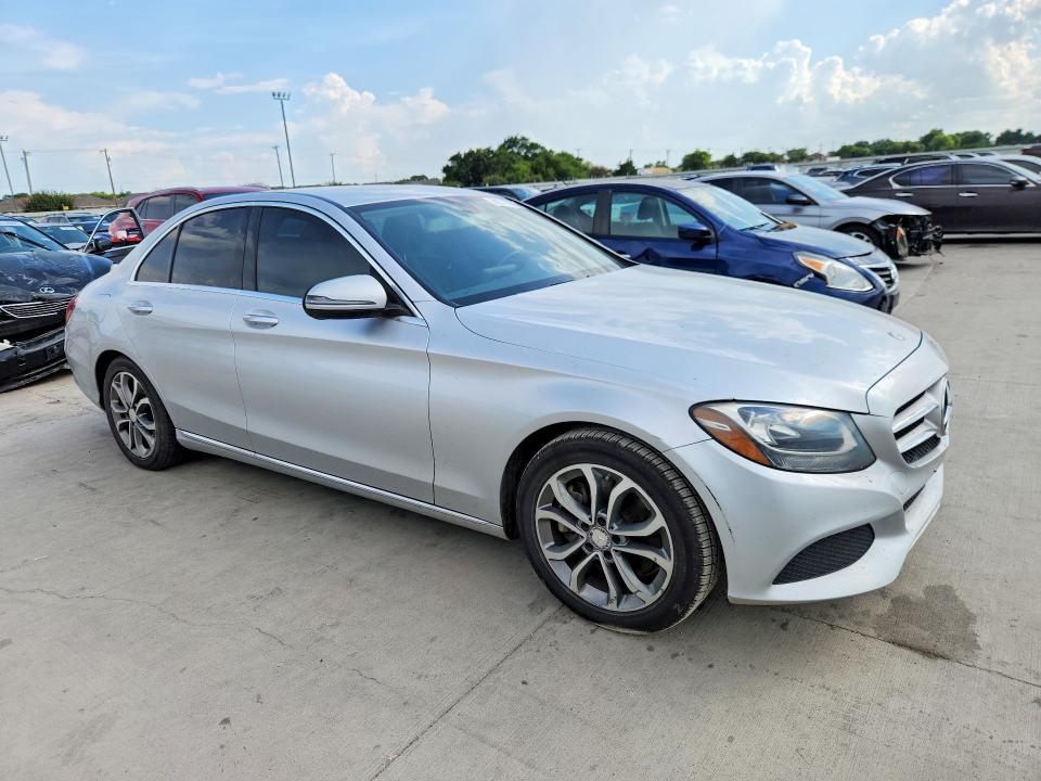 2016 MERCEDES-BENZ C 300 — Фото 4 из 12