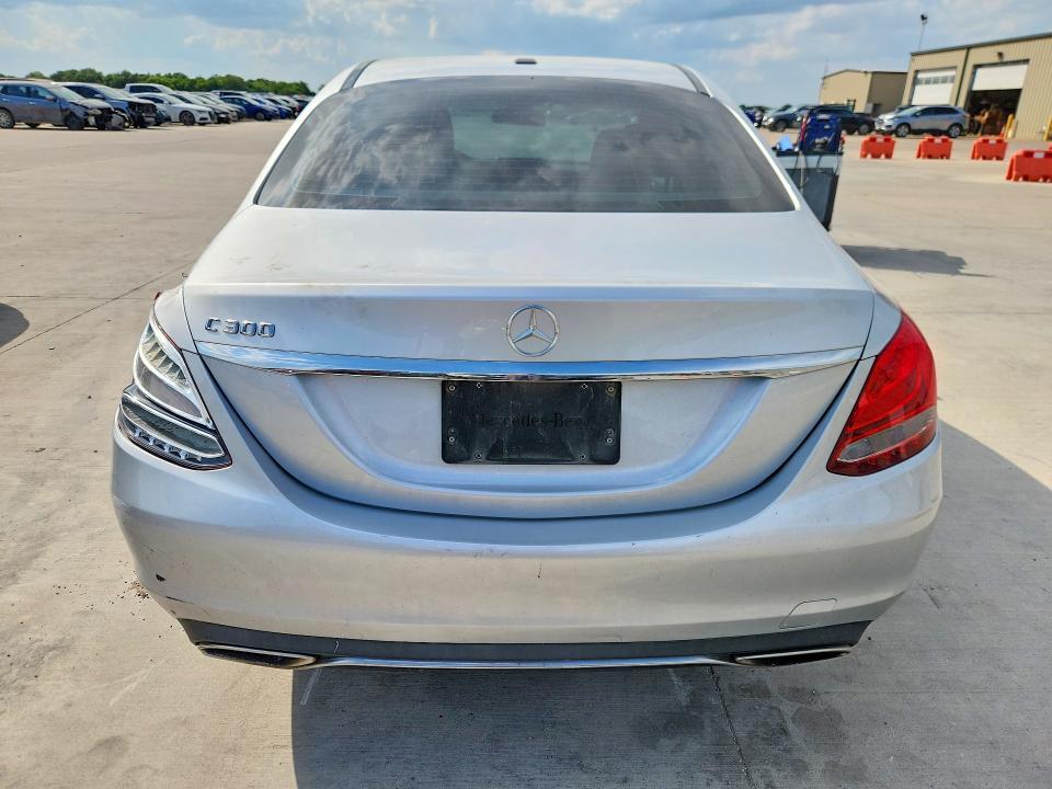 2016 MERCEDES-BENZ C 300 — Фото 6 из 12