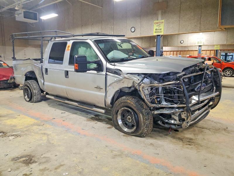 2016 FORD F250 SUPER DUTY — Фото 4 из 12
